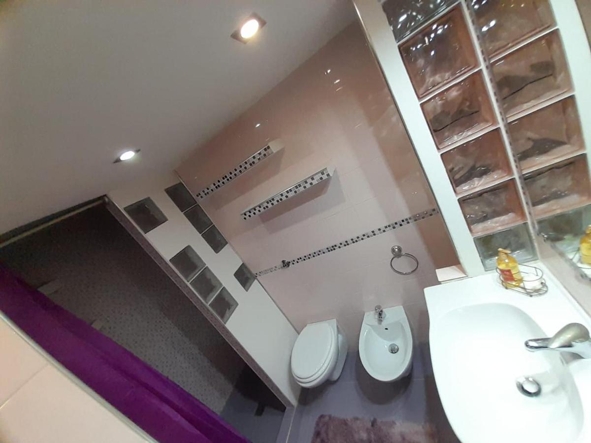 First House Villa Brindisi Esterno foto